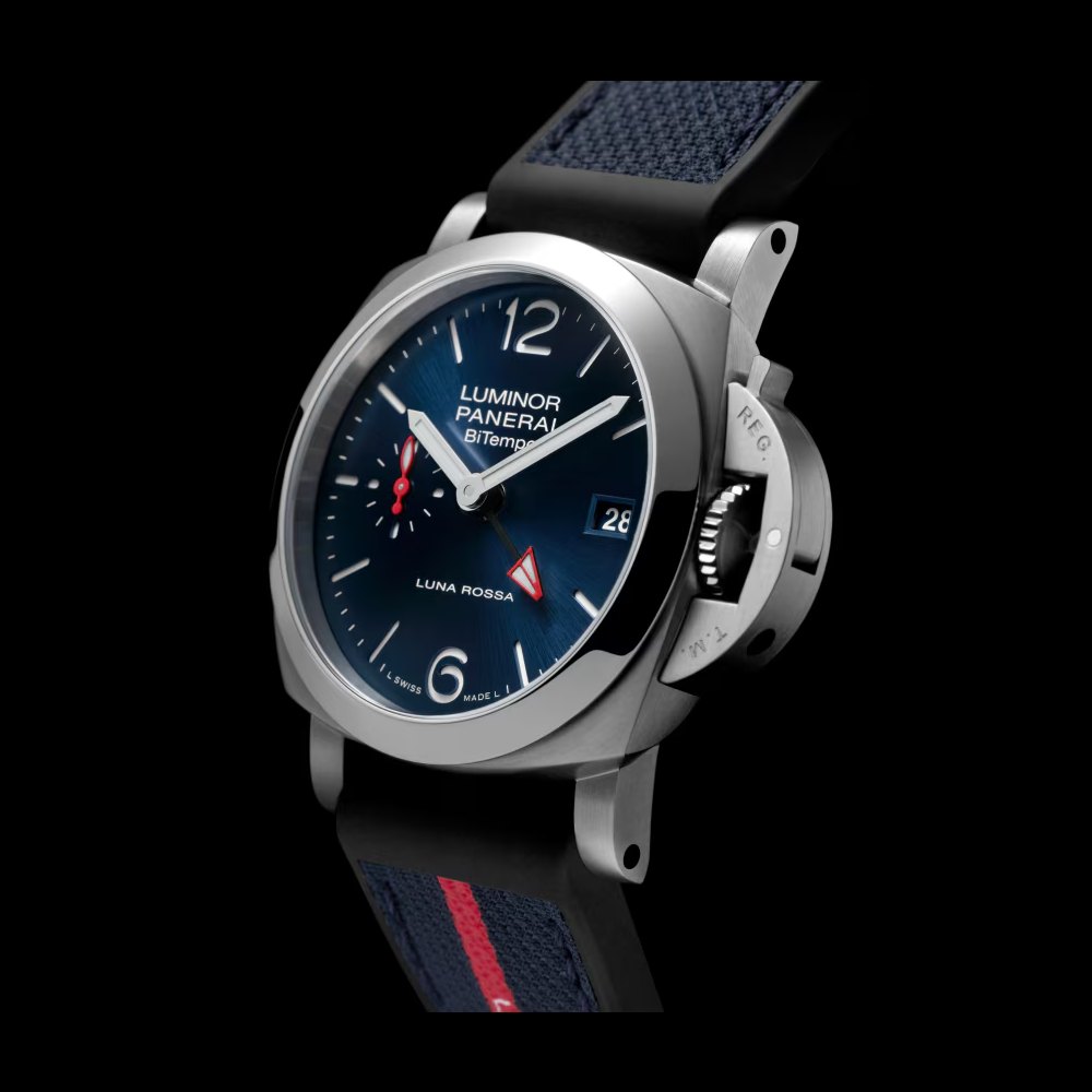 Panerai Luminor Luna Rossa GMT PAM01404