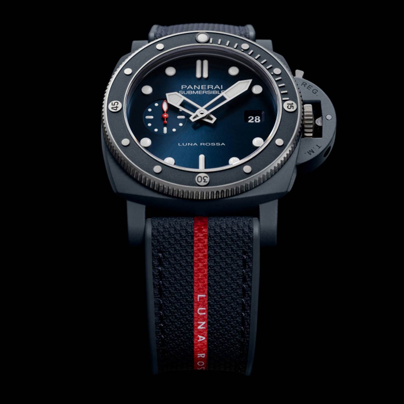 Panerai Submersible QuarantaQuattro Luna Rossa Ti-Ceramitech PAM01466